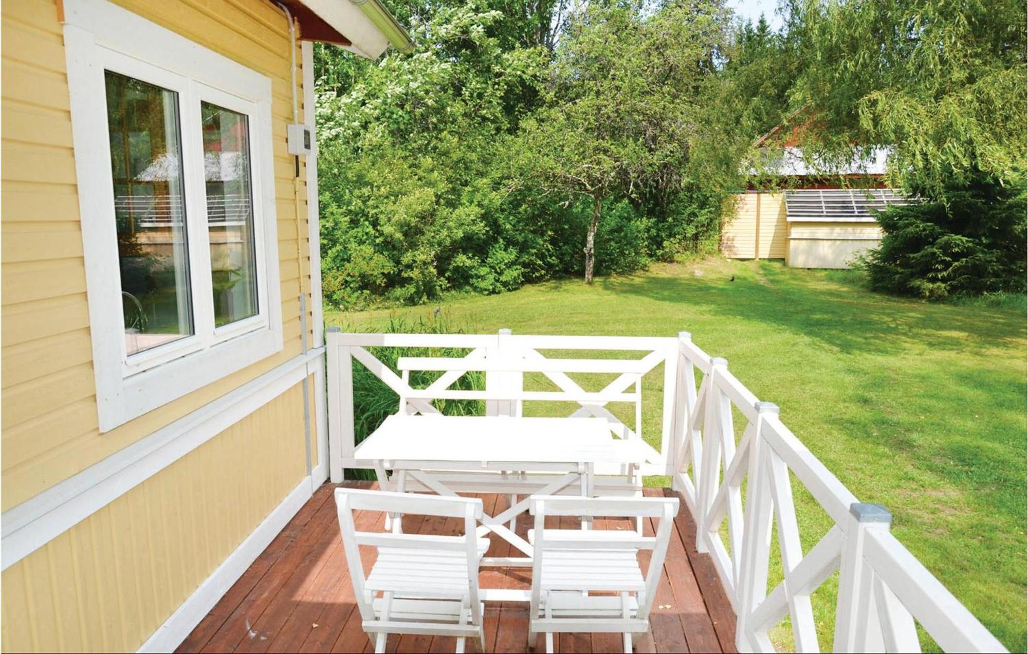 Nice Home In Sunne With Jacuzzi Alvsatern Exterior photo